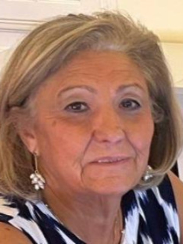 Lídia Santiago