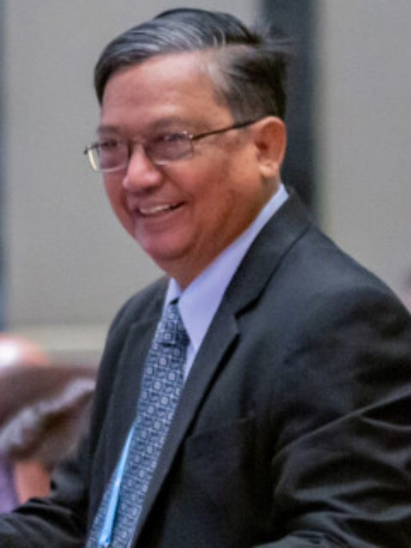 Prof. Dr. Charlie Than